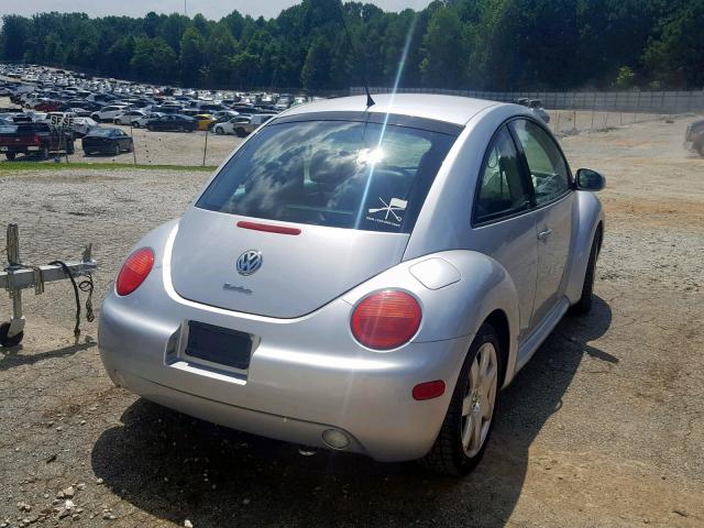 3VWDD21CX3M439568 - 2003 VOLKSWAGEN NEW BEETLE SILVER photo 4
