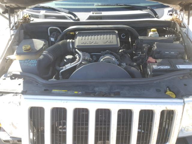 1J8HG48N26C151735 - 2006 JEEP COMMANDER SILVER photo 7