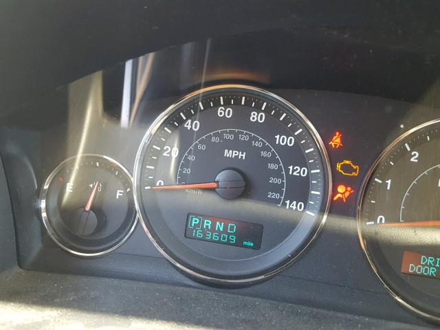 1J8HG48N26C151735 - 2006 JEEP COMMANDER SILVER photo 8