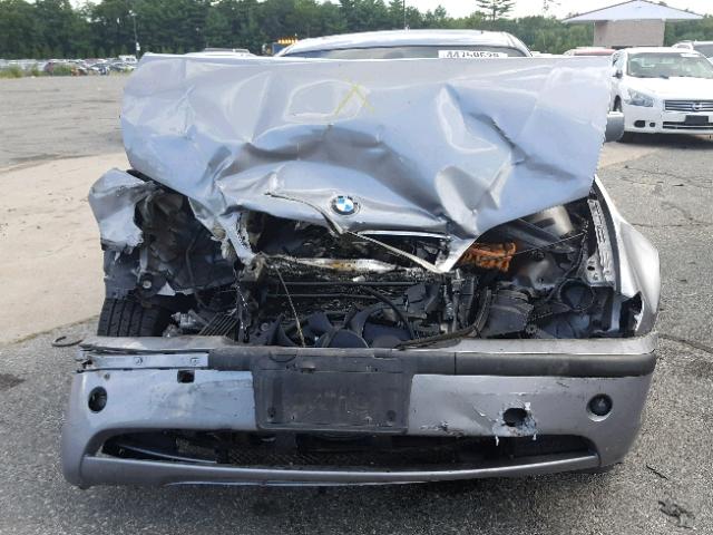 WBAEW53435PN37005 - 2005 BMW 330 XI GRAY photo 9