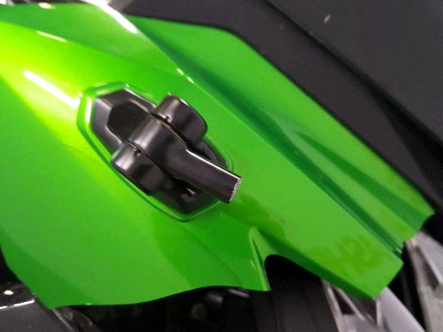 JKAEXEF16GDA28383 - 2016 KAWASAKI EX650 F GREEN photo 17