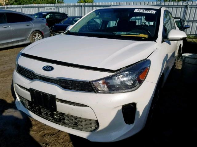 3KPA25AB4JE024192 - 2018 KIA RIO LX WHITE photo 2