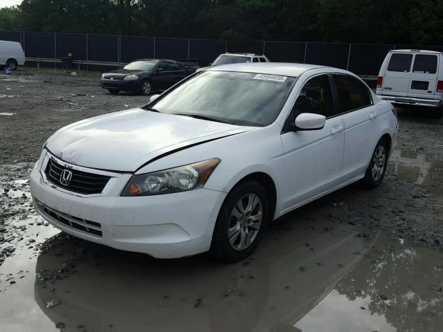 1HGCP26409A082657 - 2009 HONDA ACCORD LXP WHITE photo 2