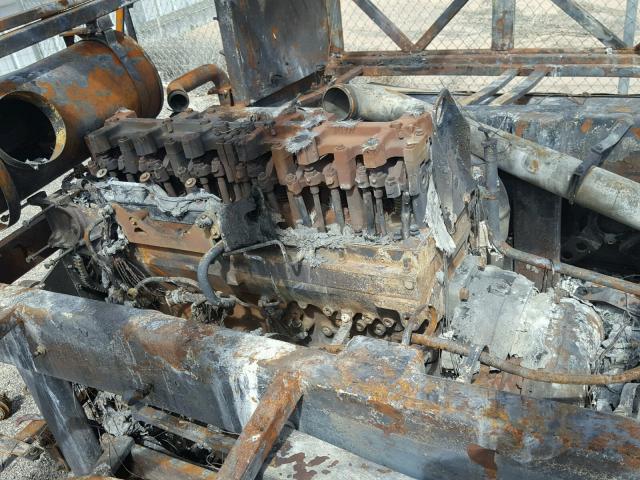 1RF14571941027789 - 2004 ROADMASTER RAIL MONOCOQUE BURN photo 7