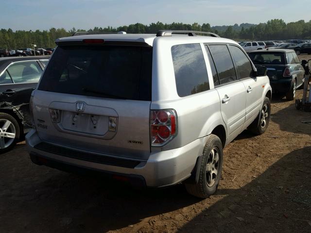 5FNYF18398B027751 - 2008 HONDA PILOT SE WHITE photo 4