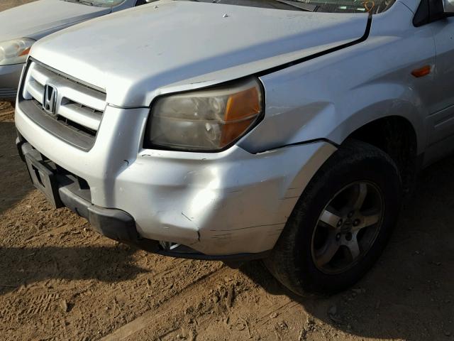 5FNYF18398B027751 - 2008 HONDA PILOT SE WHITE photo 9