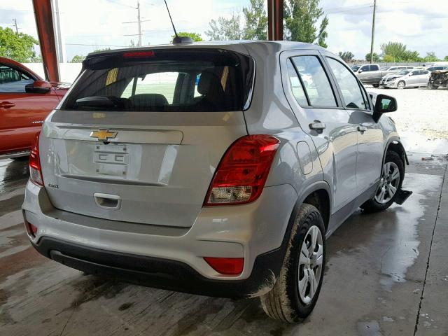 3GNCJKSB6JL358185 - 2018 CHEVROLET TRAX LS SILVER photo 4