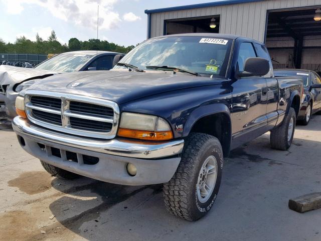 1B7GG22X3YS611799 - 2000 DODGE DAKOTA BLUE photo 2