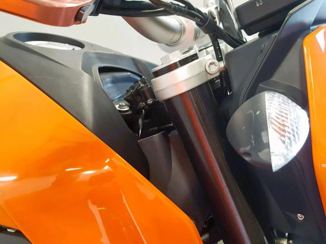 VBKLDV403HM704799 - 2017 KTM 690 DUKE ORANGE photo 17