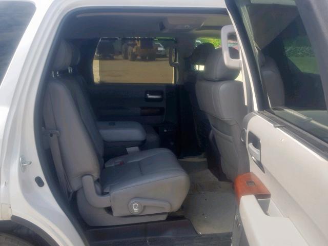 5TDDW5G1XBS041098 - 2011 TOYOTA SEQUOIA PL WHITE photo 6