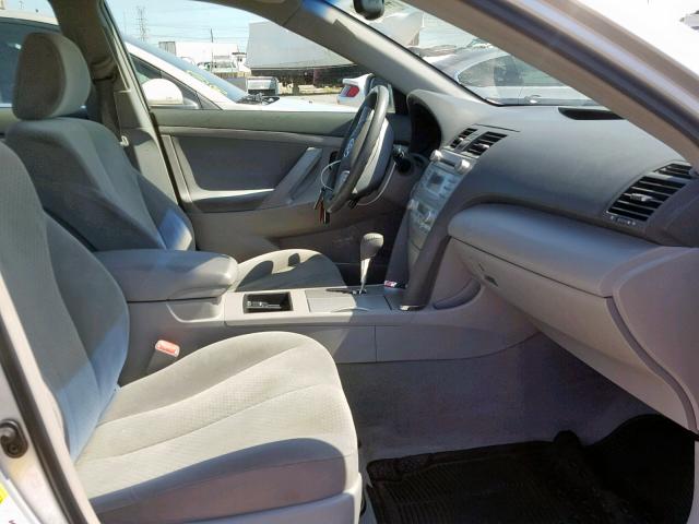 4T1BB46K28U053009 - 2008 TOYOTA CAMRY HYBR SILVER photo 5