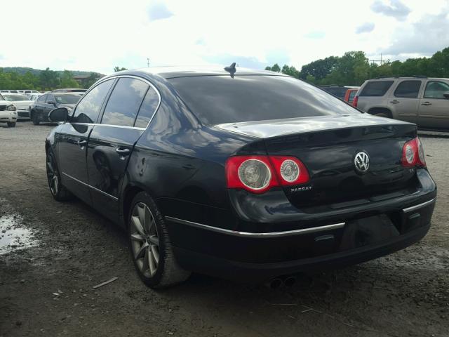 WVWCU73C18E053370 - 2008 VOLKSWAGEN PASSAT VR6 BLACK photo 3