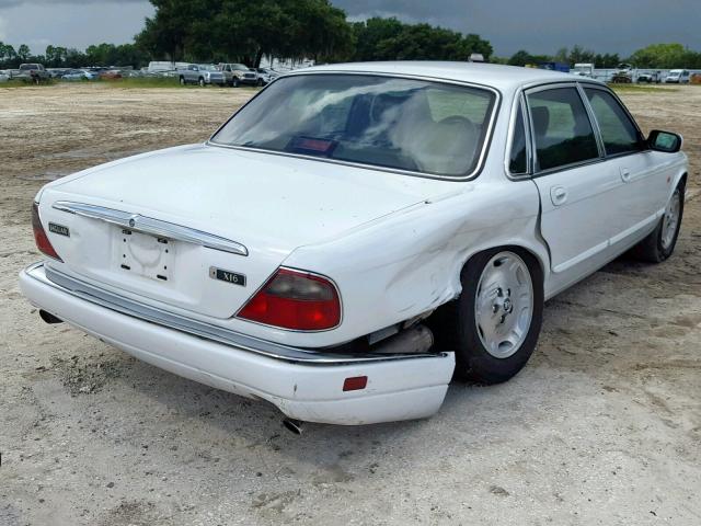 SAJHX1242VC793359 - 1997 JAGUAR XJ6 WHITE photo 4