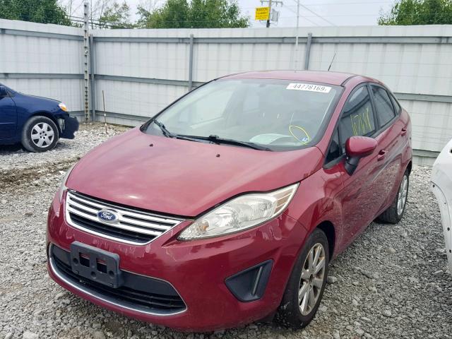 3FADP4BJ0BM132157 - 2011 FORD FIESTA SE RED photo 2