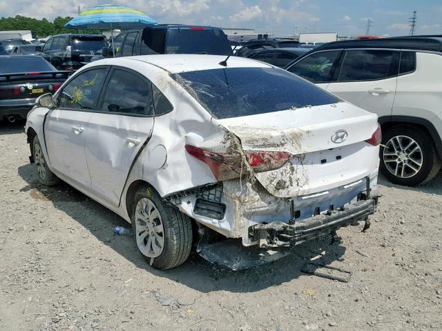 3KPC24A32KE049766 - 2019 HYUNDAI ACCENT SE WHITE photo 3