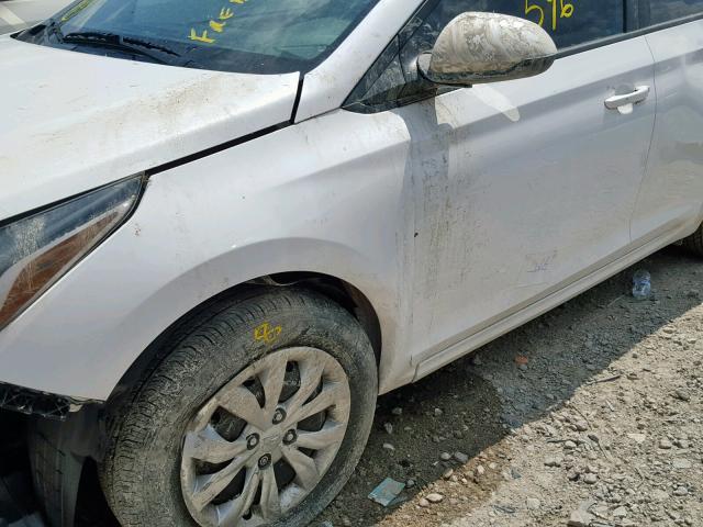 3KPC24A32KE049766 - 2019 HYUNDAI ACCENT SE WHITE photo 9