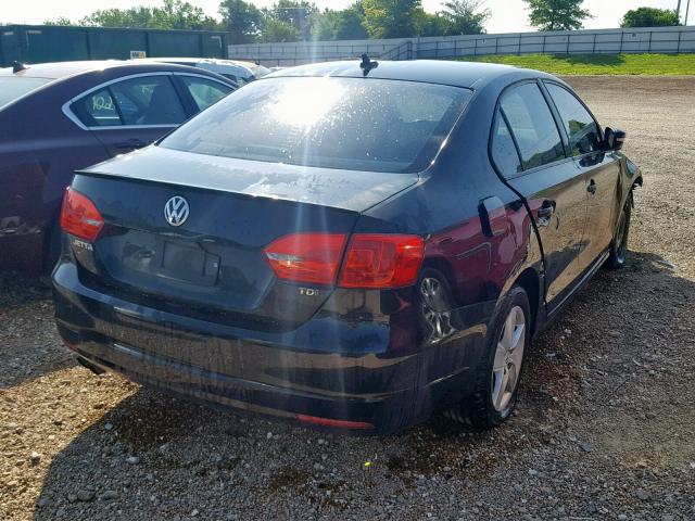 3VWLL7AJ7CM381364 - 2012 VOLKSWAGEN JETTA TDI BLACK photo 4