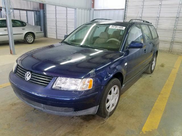 WVWND23B3YE244775 - 2000 VOLKSWAGEN PASSAT GLS BLUE photo 2