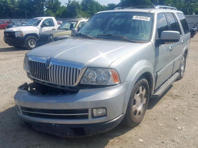 5LMFU28575LJ17535 - 2005 LINCOLN NAVIGATOR TAN photo 2