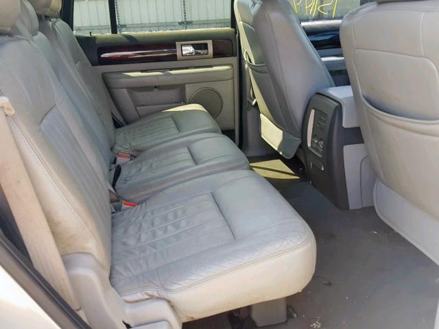 5LMFU28575LJ17535 - 2005 LINCOLN NAVIGATOR TAN photo 6