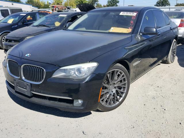 WBAKA8C59ACY35667 - 2010 BMW 750 I BLACK photo 2