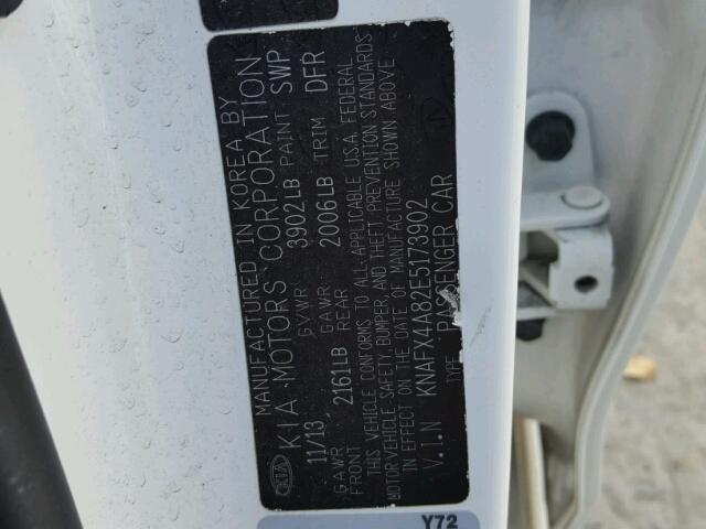 KNAFX4A82E5173902 - 2014 KIA FORTE EX WHITE photo 10