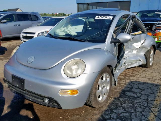 3VWCK21C23M433376 - 2003 VOLKSWAGEN NEW BEETLE 银色 照片 2
