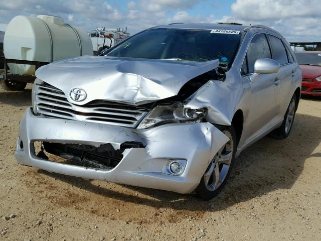 4T3ZK3BB6AU031669 - 2010 TOYOTA VENZA BASE SILVER photo 2