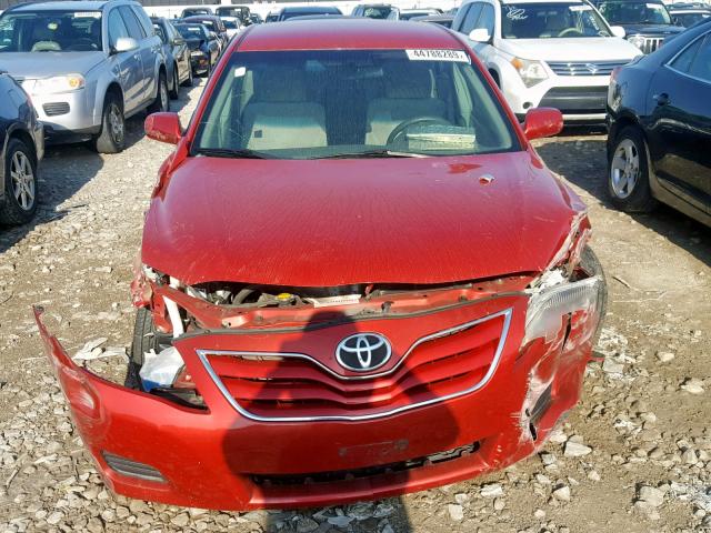 4T4BF3EK4BR091225 - 2011 TOYOTA CAMRY BASE RED photo 9