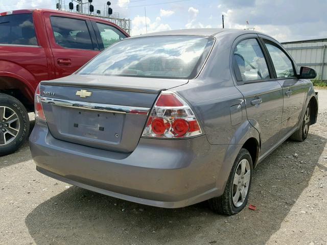 KL1TD5DE4AB100247 - 2010 CHEVROLET AVEO LS GRAY photo 4