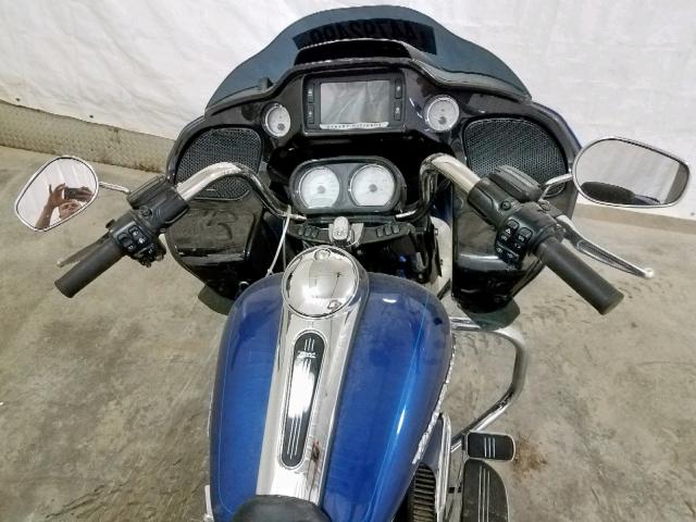 1HD1KTM11FB636716 - 2015 HARLEY-DAVIDSON FLTRXS ROA BLUE photo 5