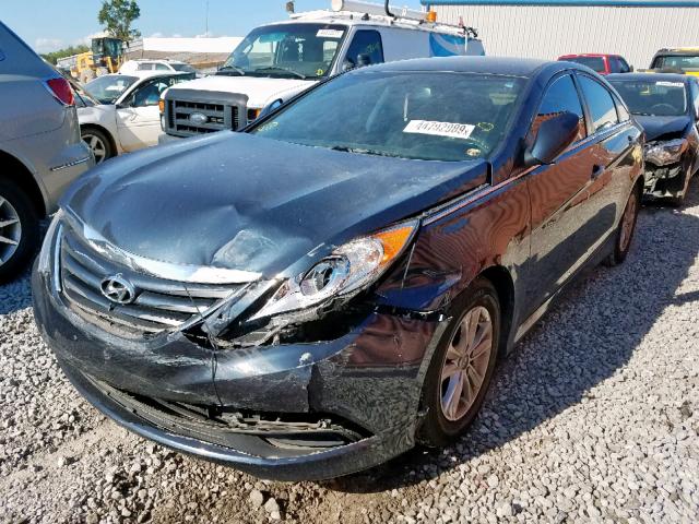 5NPEB4AC2EH857902 - 2014 HYUNDAI SONATA GLS BLUE photo 2