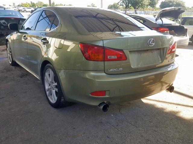 JTHBE262962001352 - 2006 LEXUS IS 350 GREEN photo 3