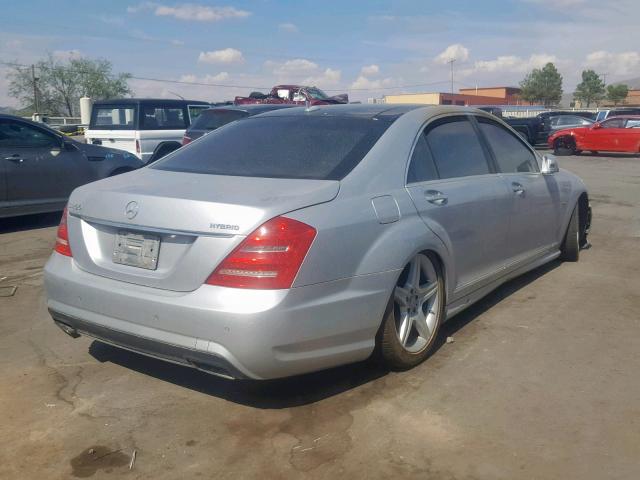 WDDNG9FBXAA303254 - 2010 MERCEDES-BENZ S 400 SILVER photo 4