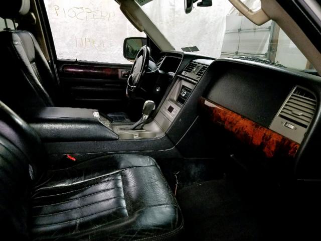 5LMFU28R33LJ39631 - 2003 LINCOLN NAVIGATOR SILVER photo 5