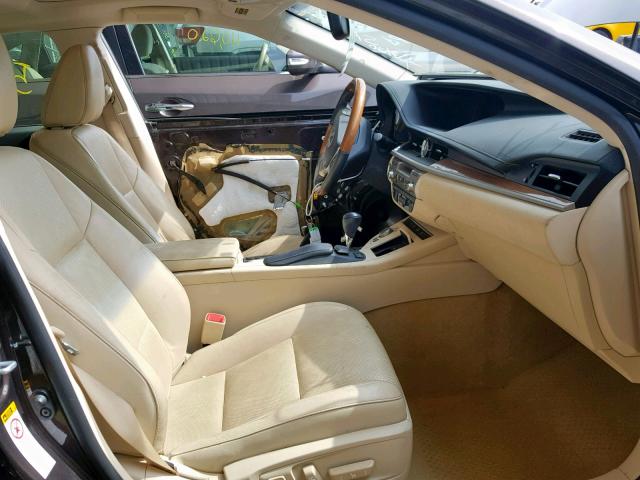 JTHBW1GG9F2078675 - 2015 LEXUS ES 300H BROWN photo 5