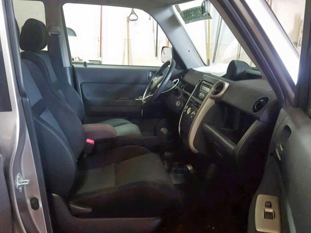 JTLKT324664088589 - 2006 TOYOTA SCION XB 银色 照片 5