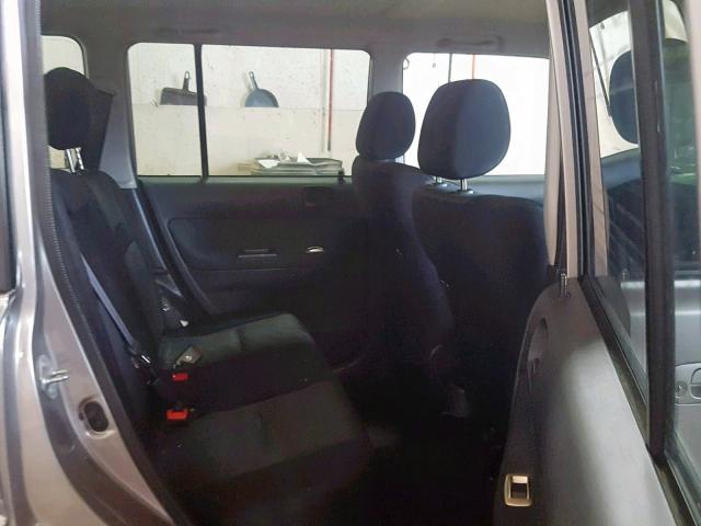 JTLKT324664088589 - 2006 TOYOTA SCION XB 银色 照片 6