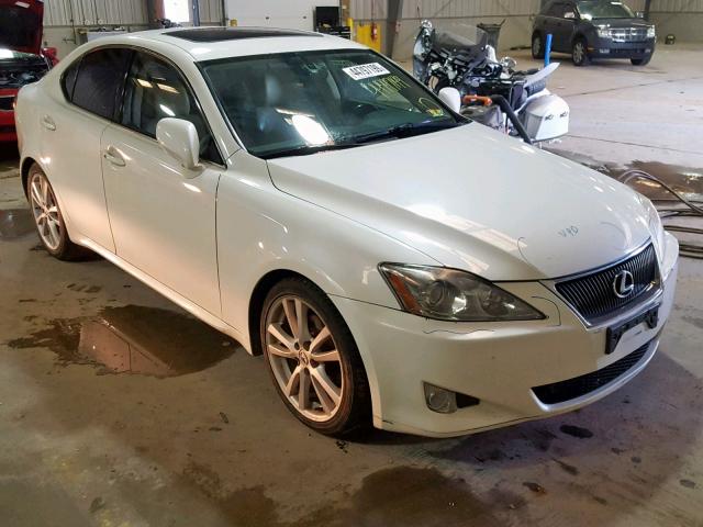 JTHBK262262014551 - 2006 LEXUS IS 250 WHITE photo 1