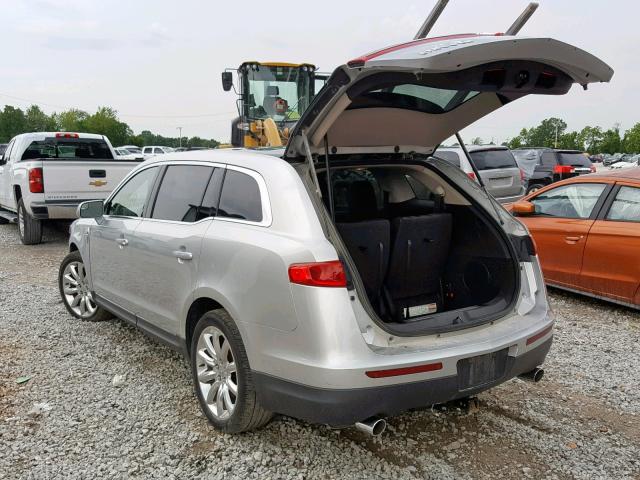 2LMHJ5FR1ABJ16438 - 2010 LINCOLN MKT SILVER photo 3