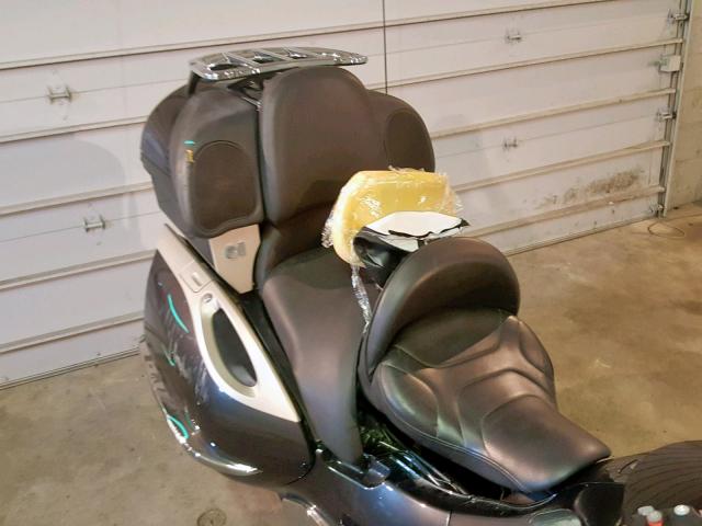 WB10559A05ZL71069 - 2005 BMW K1200 LT GRAY photo 6