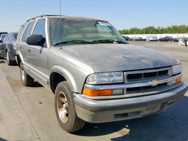 1GNCS13W3Y2352882 - 2000 CHEVROLET BLAZER TAN photo 1