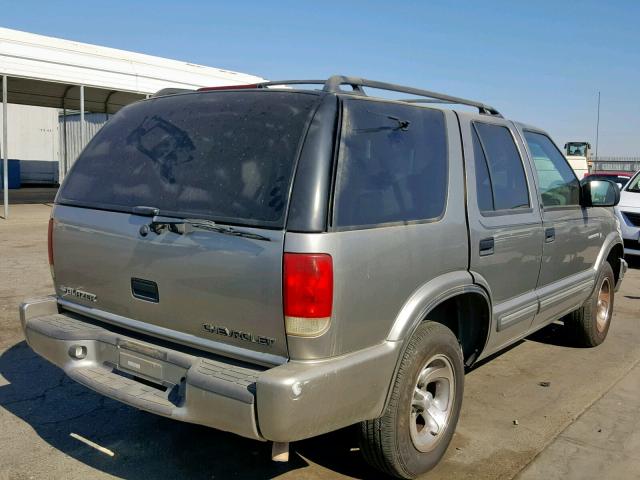 1GNCS13W3Y2352882 - 2000 CHEVROLET BLAZER TAN photo 4