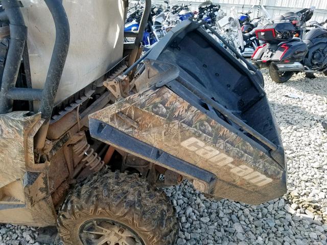 3JBKKAP25FJ004460 - 2015 CAN-AM COMMANDER BROWN photo 10