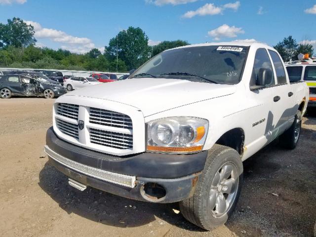 1D7HU18P27J556058 - 2007 DODGE RAM 1500 S WHITE photo 2