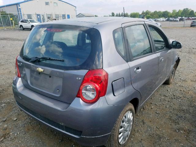 KL1TD66E99B646573 - 2009 CHEVROLET AVEO LS GRAY photo 4