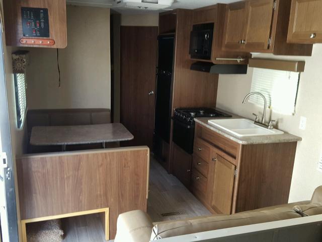 4YDT27422GH935038 - 2016 COLE CAMPER WHITE photo 8