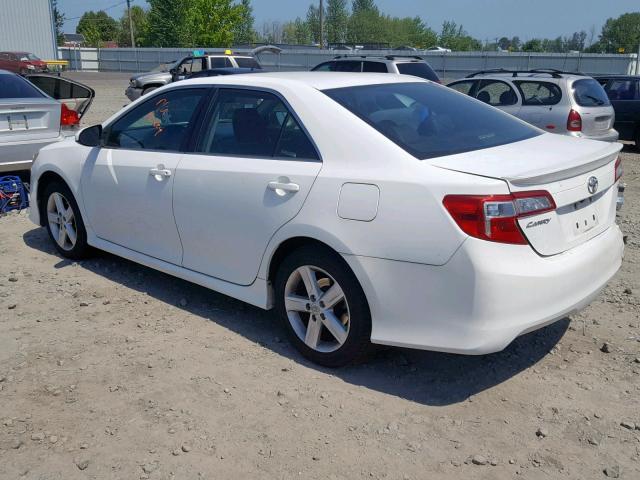 4T1BF1FK8CU543546 - 2012 TOYOTA CAMRY BASE WHITE photo 3