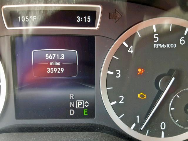 SJKCH5CP7HA016971 - 2017 INFINITI QX30 BASE WHITE photo 8