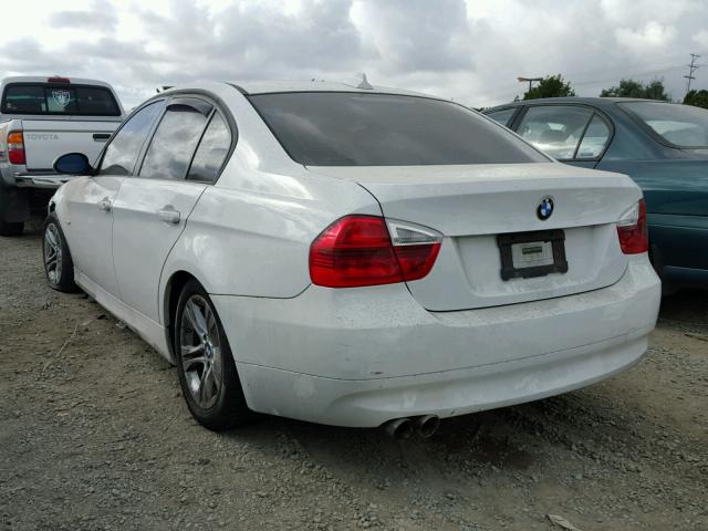 WBAVC53548F008366 - 2008 BMW 328 I SULE WHITE photo 3